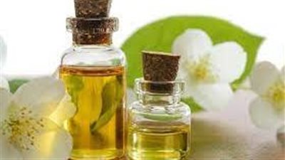 أسرار تركيب العطور: رحلةٌ إبداعيةٌ في عالم الروائح