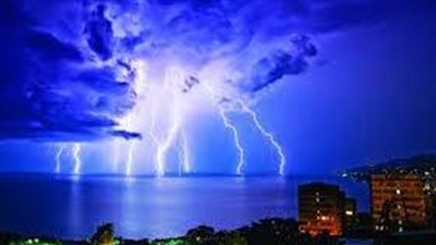 كيف يحدث الرعد؟